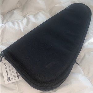 >🔫Ⓜ️PURSUIT PISTOL / GUN RUG 7” PADDED FULL LENGHT ZIPPERED BLACK BRAND NEW